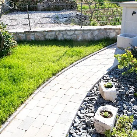 Kamena Kuca Hutovo Blato Čapljina