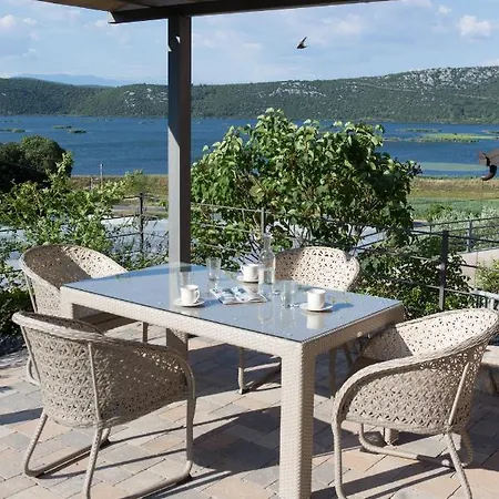 Kamena Kuca Hutovo Blato Čapljina